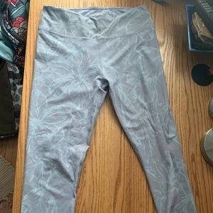 Fabletics Crop Leggings
